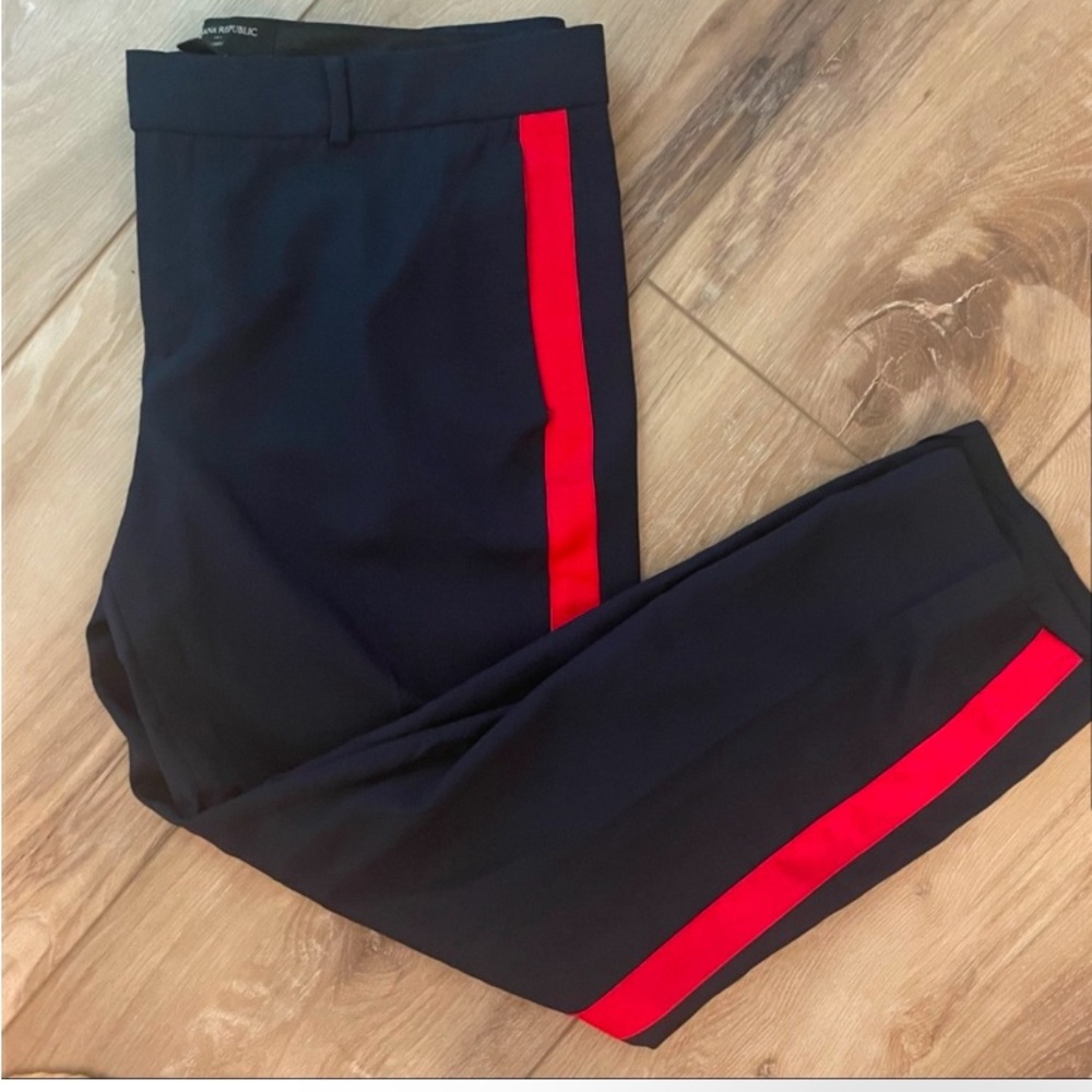 Banana Republic navy slimming stretch pants with Bright Red Stripe